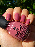 China Glaze Nail Lacquer with Hardener Fifth Avenue 14mL